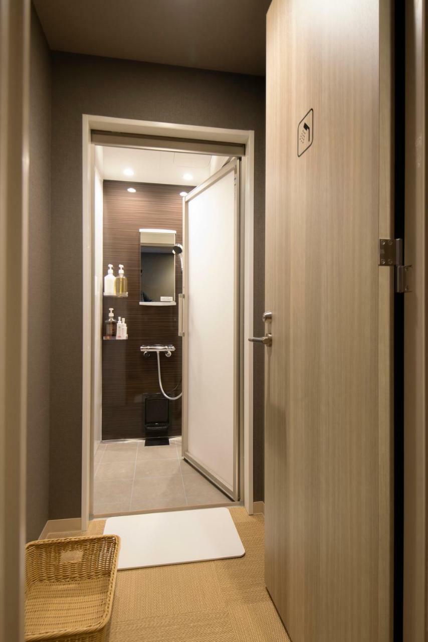 Отель First Cabin Tokyo Dome City Экстерьер фото